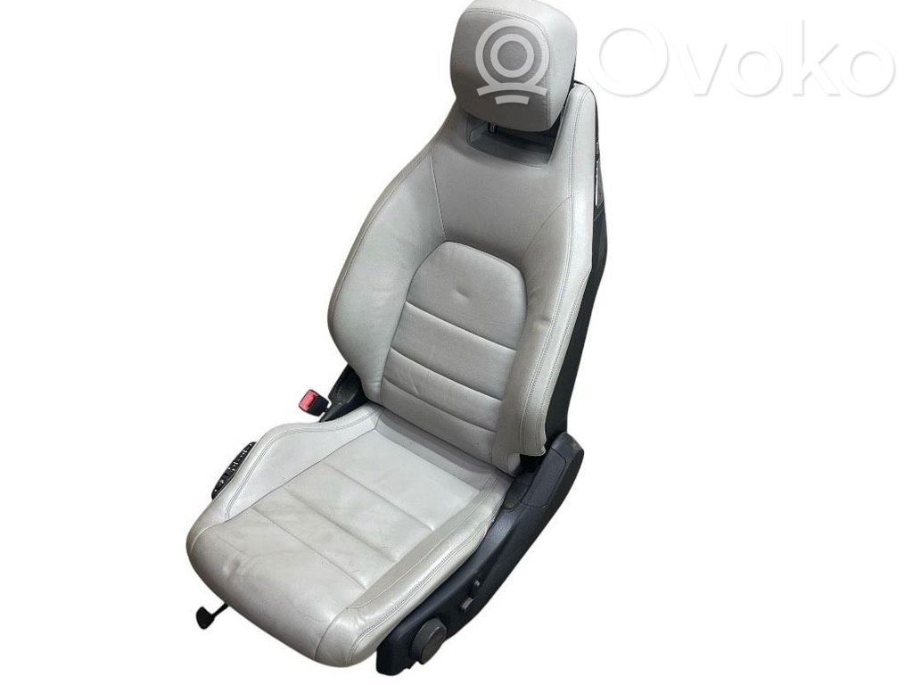 Mercedes-Benz E C207 W207 Scaun șofer