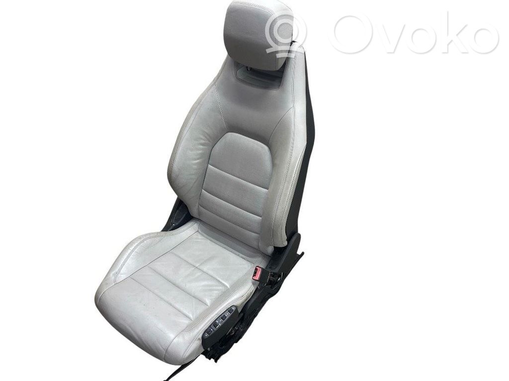 Mercedes-Benz E C207 W207 Scaun față pasager