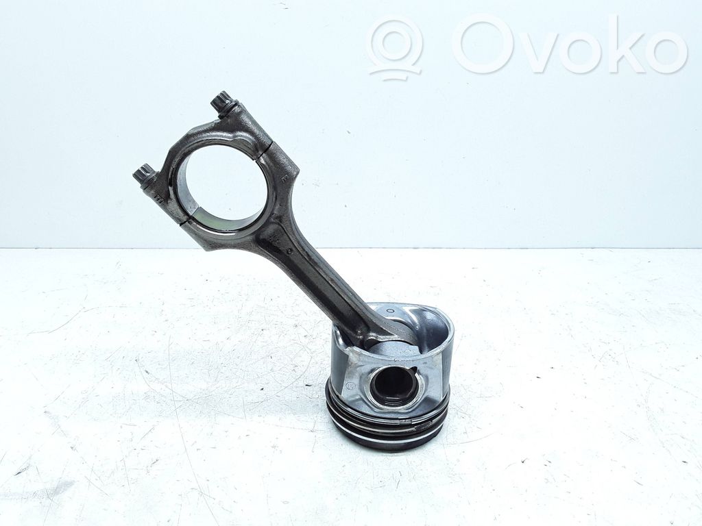 Volvo V60 Pistón con biela 