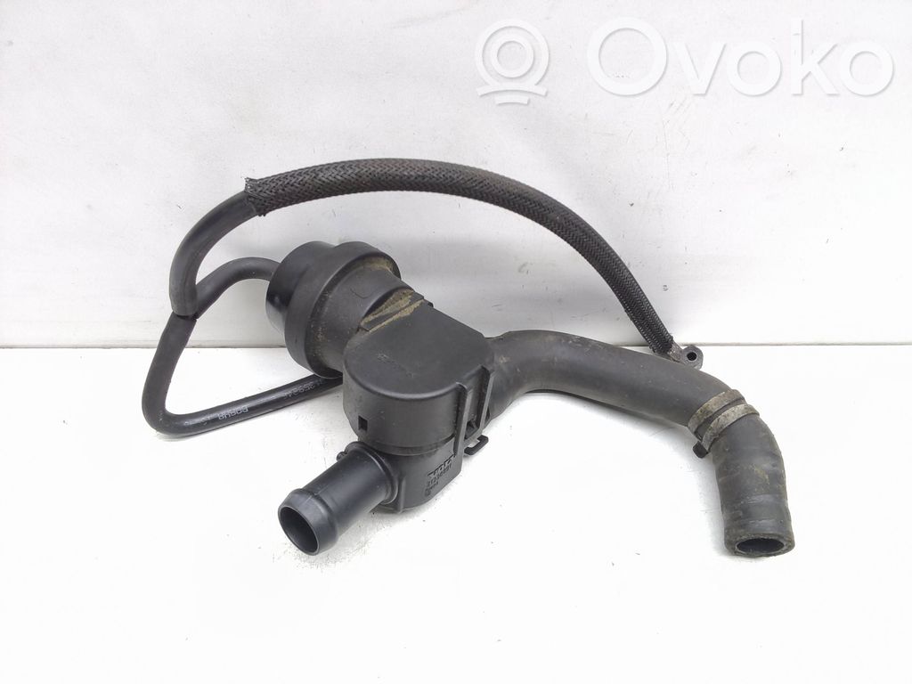 Volvo V60 Tuyau de liquide de refroidissement moteur