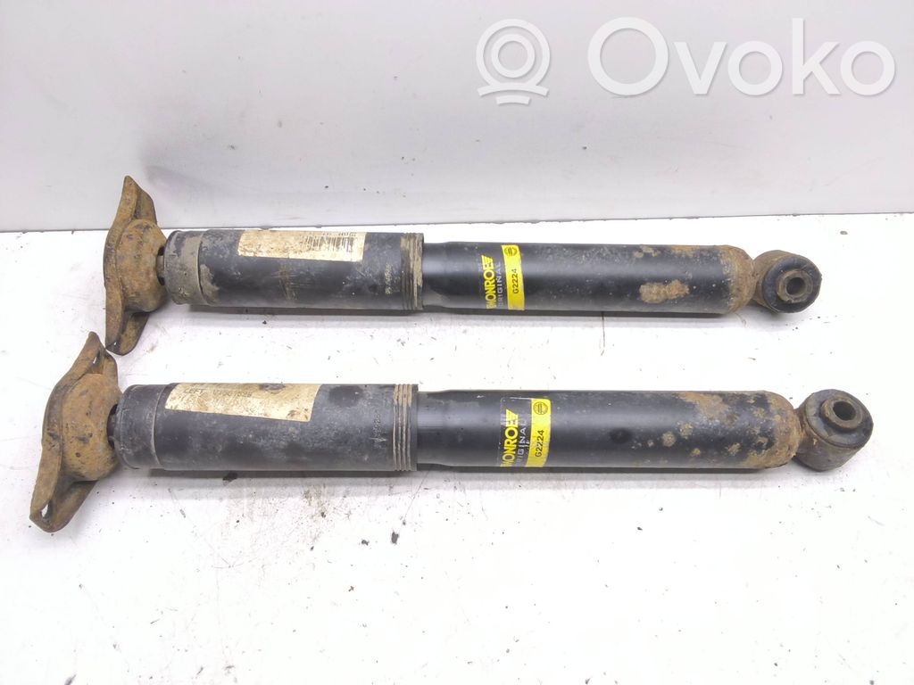 Volvo S80 Stoßdämpfer hinten