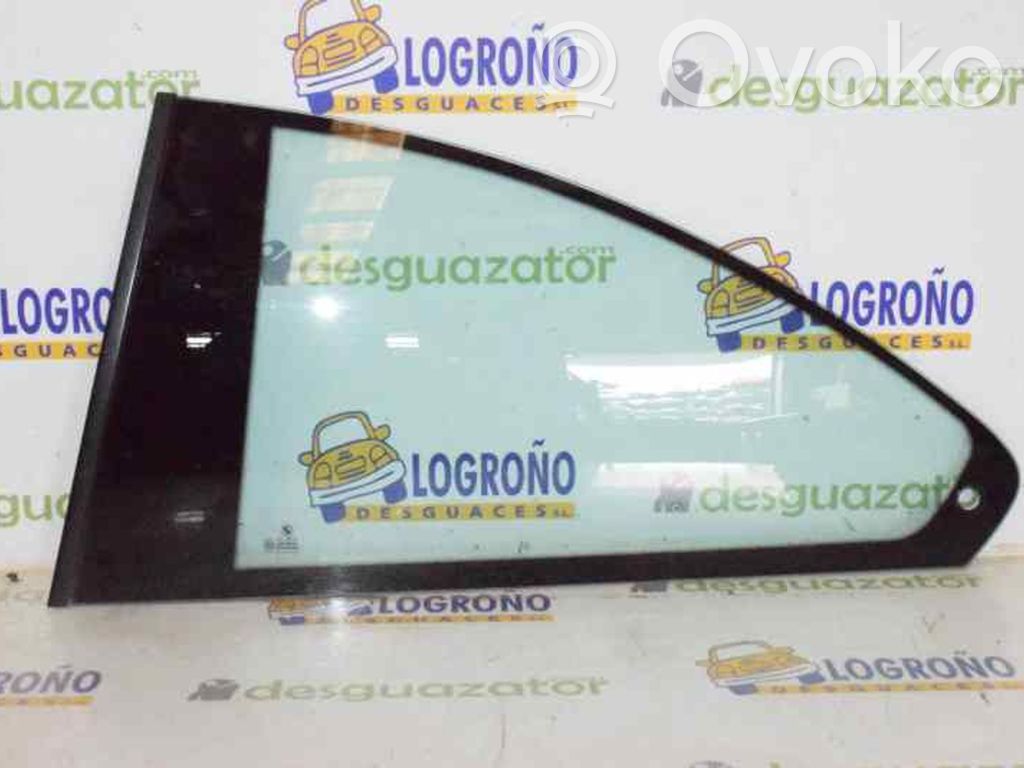Ventanilla de ventilación de la puerta trasera   51368209403,51368209403,51364334945