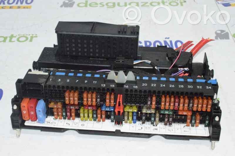 BMW 3 E90 E91 Fuse module 