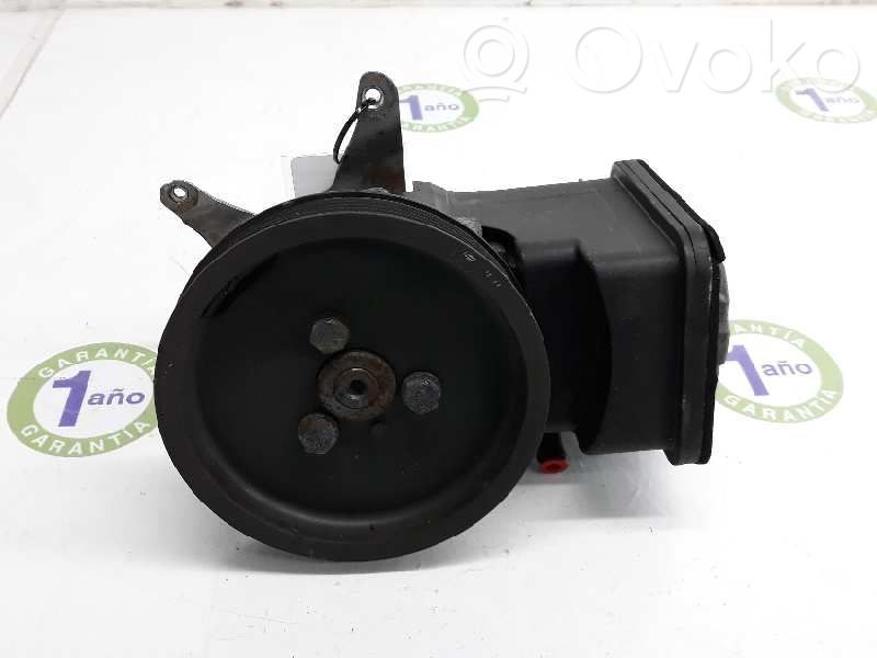 BMW 1 E81 E87 Power steering pump 