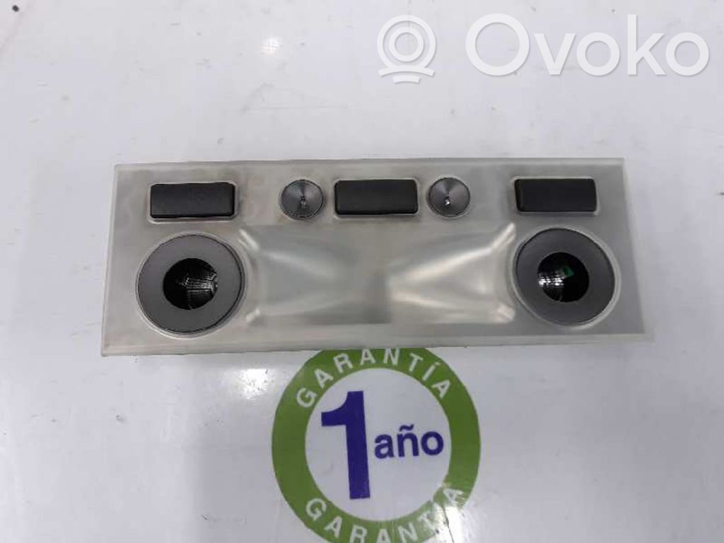 Etuistuimen valo   63318379701,63318379701