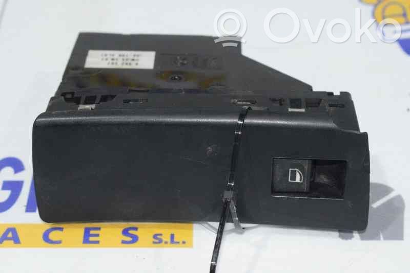 Electric window control switch   61316962507