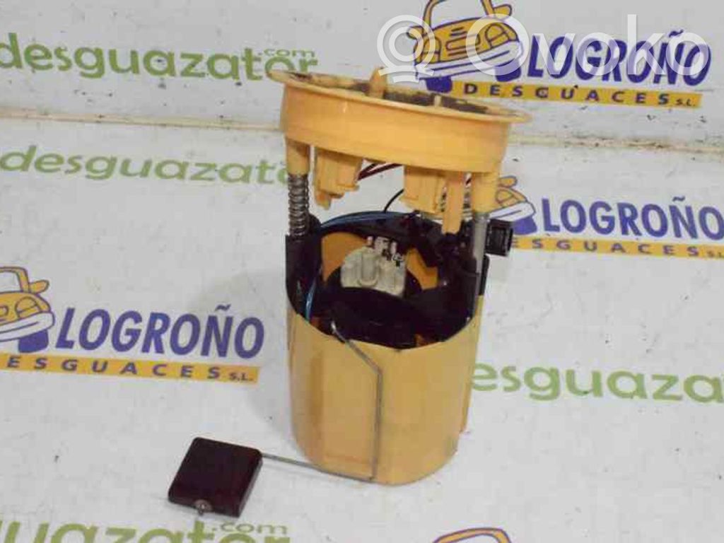 Bomba interna de combustible   16117190946