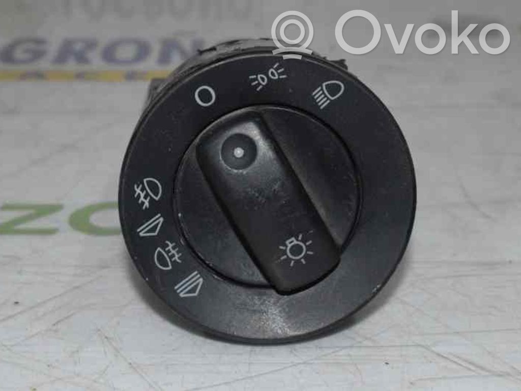 Audi A4 S4 B6 8E 8H Interruptor de luz 