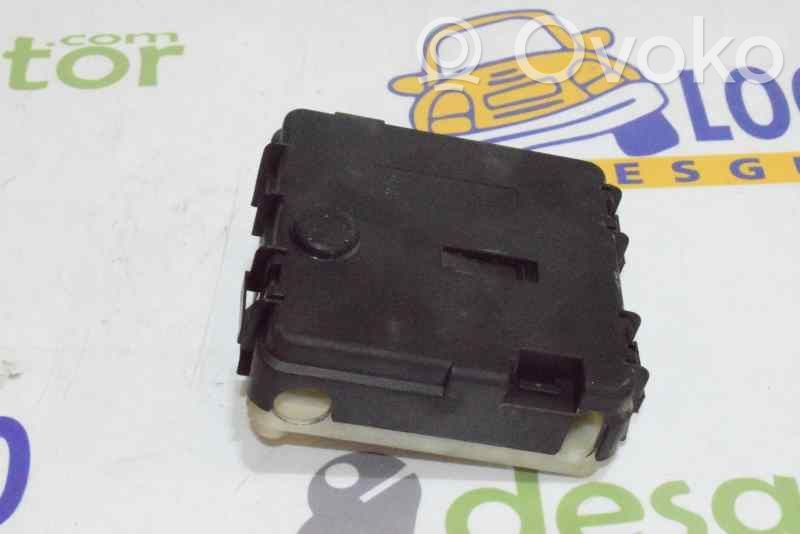 BMW X3 E83 Fuse module 