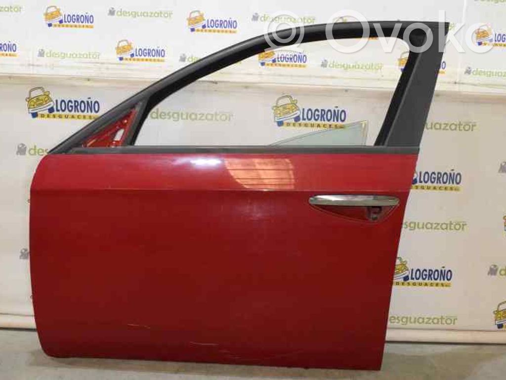 Alfa Romeo 159 Priekinės durys 