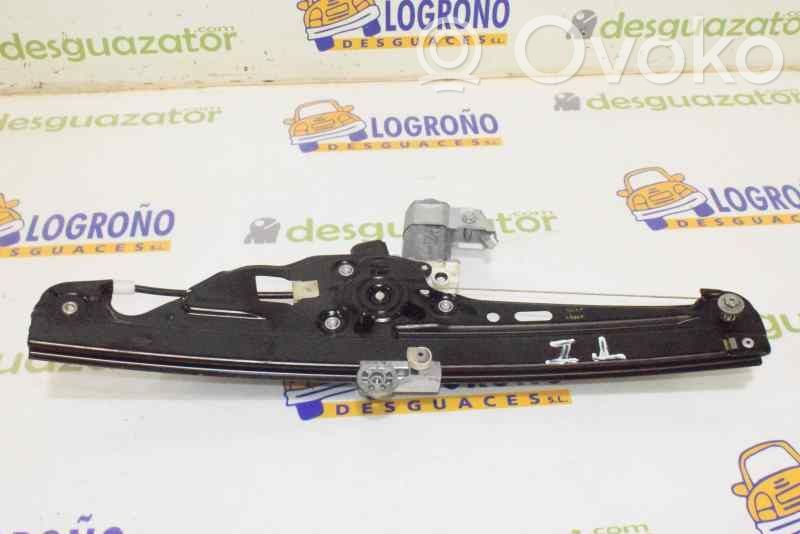 Regulador manual de la ventanilla trasera   51357075673,51357184745