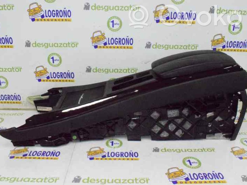 Armrest   51166954938,51166973462