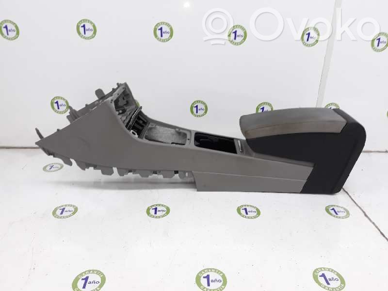 Volkswagen PASSAT B6 Armrest 