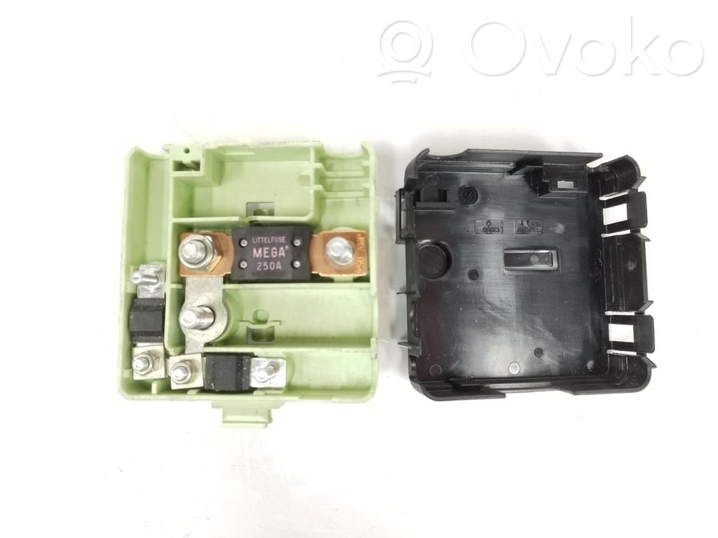BMW 3 E90 E91 Fuse module 