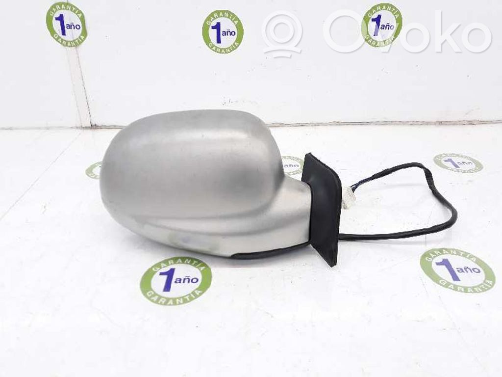 Daewoo Tacuma Front door electric wing mirror 