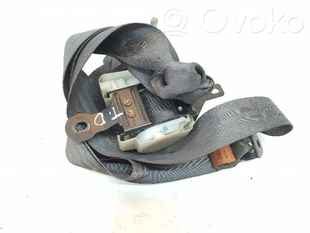 Mitsubishi L200 Cinturón trasero 