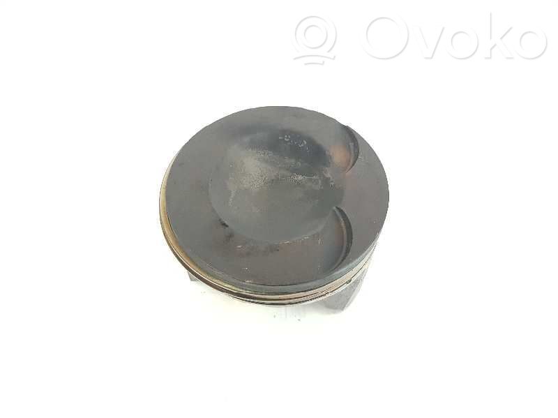 Tłok   06H107065BE,MAHLEF103174,82L188