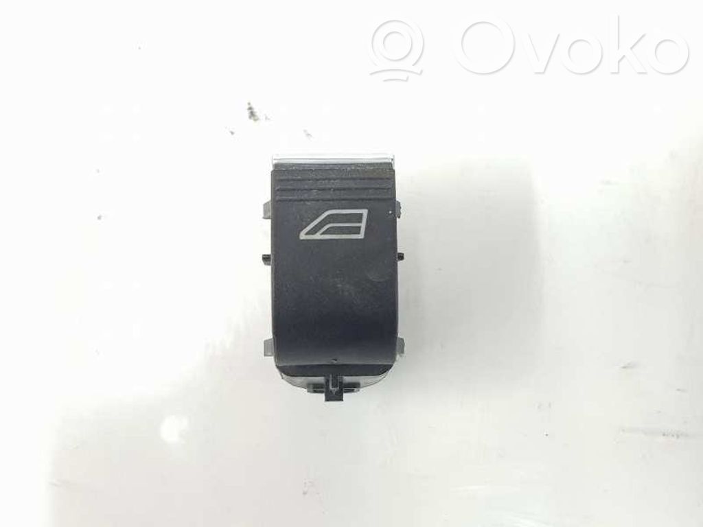 Ford Focus Electric window control switch 