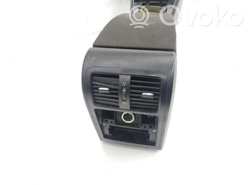 Volkswagen PASSAT B6 Armrest 