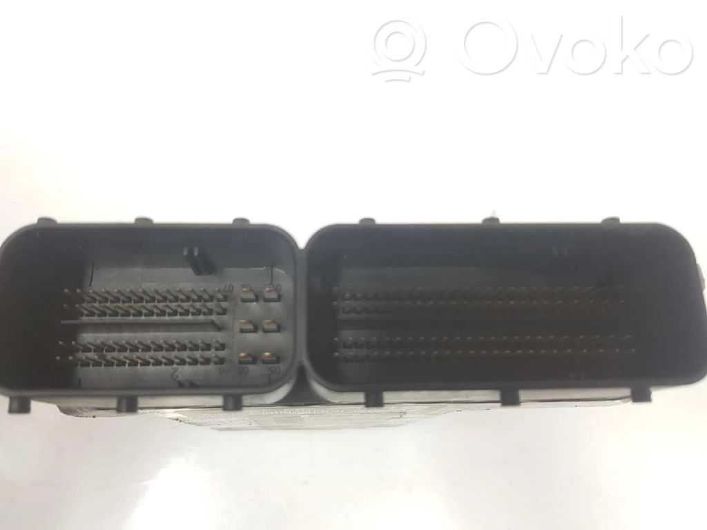BMW X3 E83 Engine control unit/module 