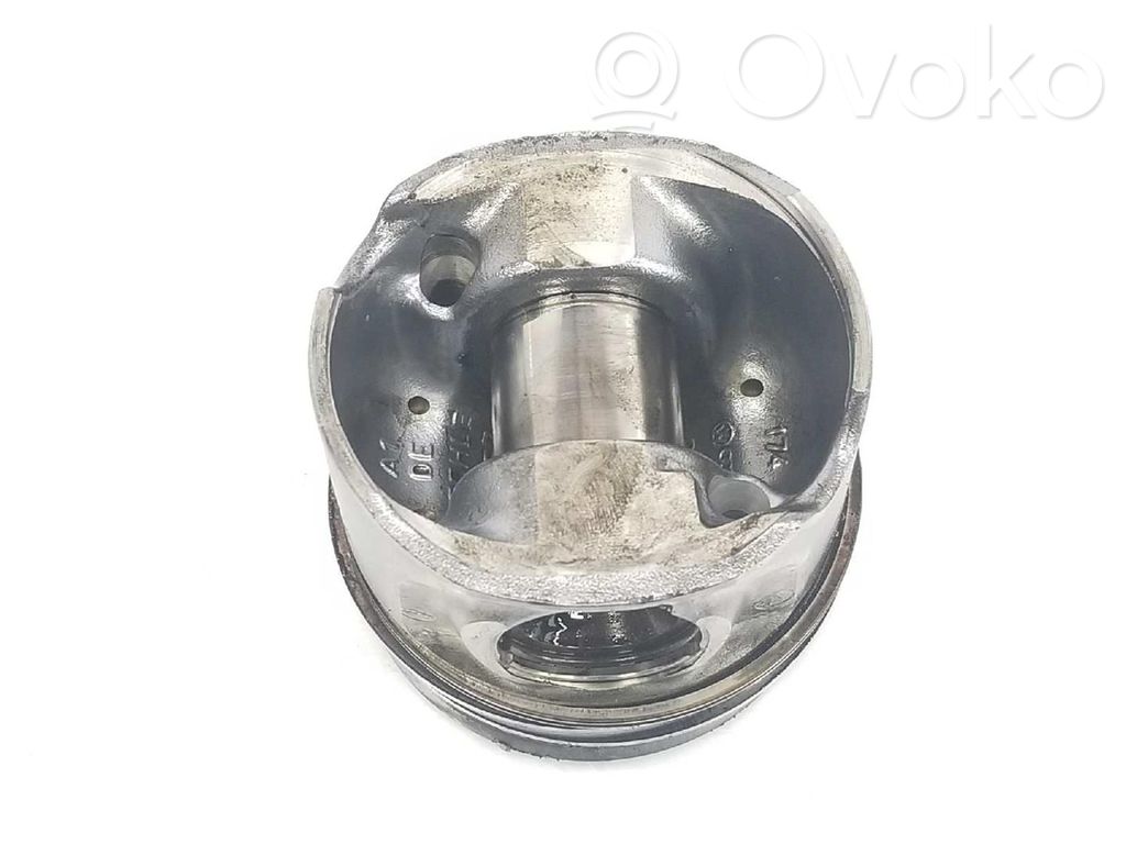 Pistón   059107065BK,059107065BK
