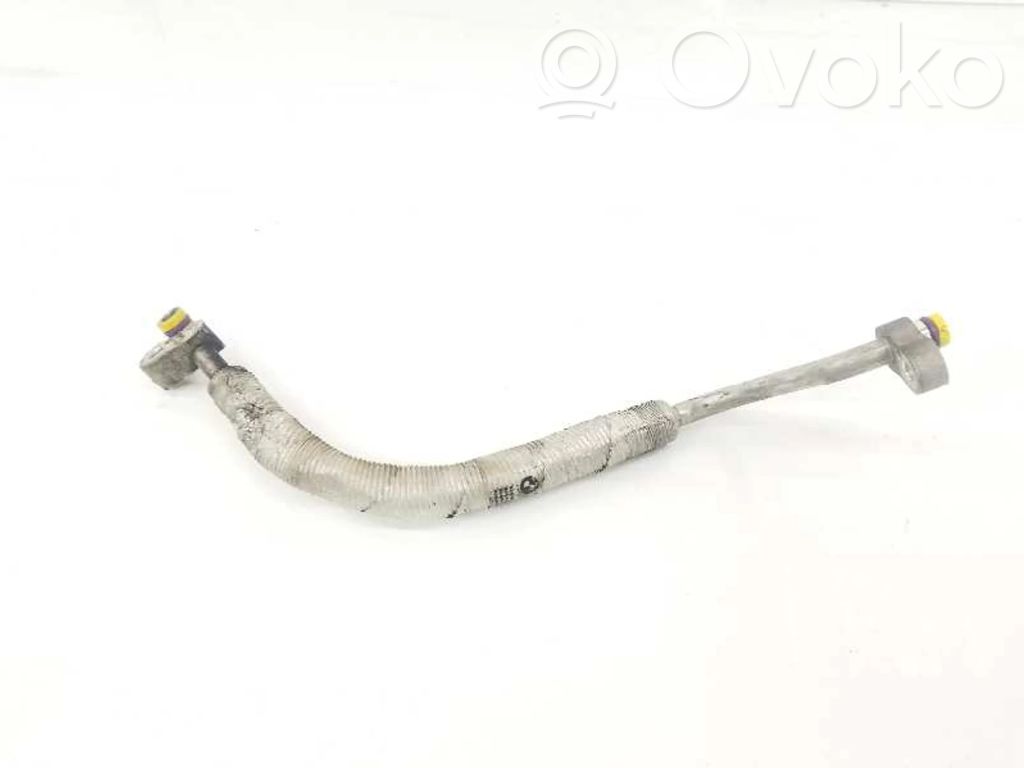 BMW 3 E92 E93 Ilmastointilaitteen putki (A/C) 