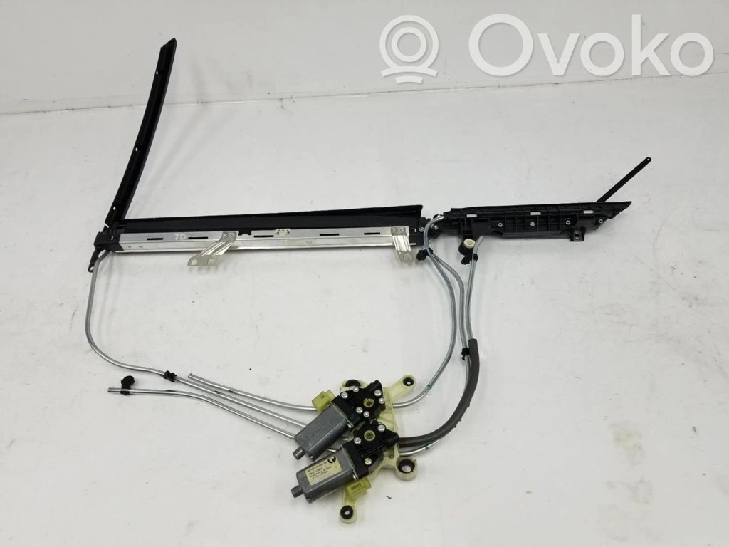 BMW 1 E81 E87 Bagažinės Lango užuolaidėlė 