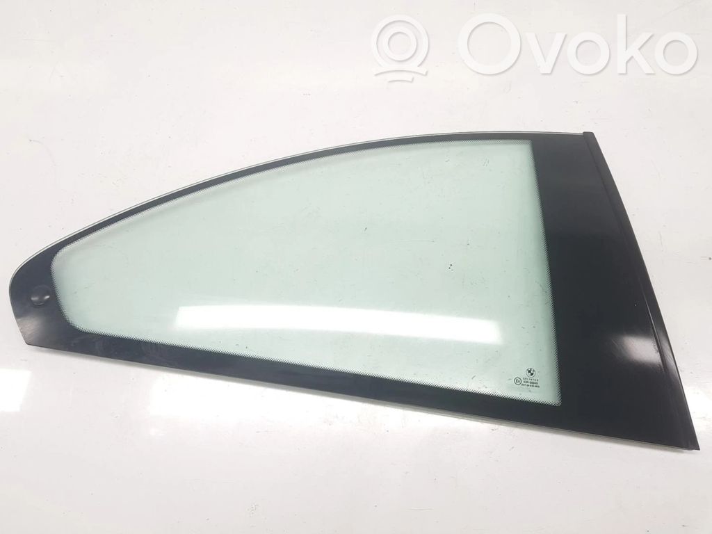 Ventanilla de ventilación de la puerta trasera   51368209404,51368209404
