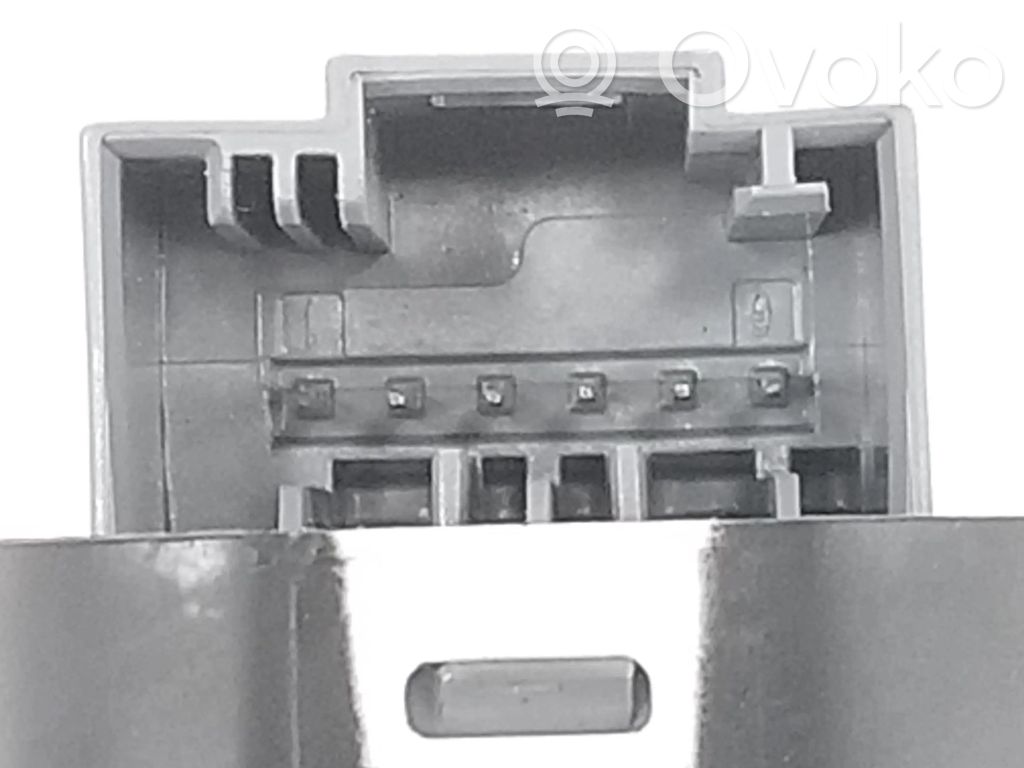 Audi A1 Wing mirror switch 