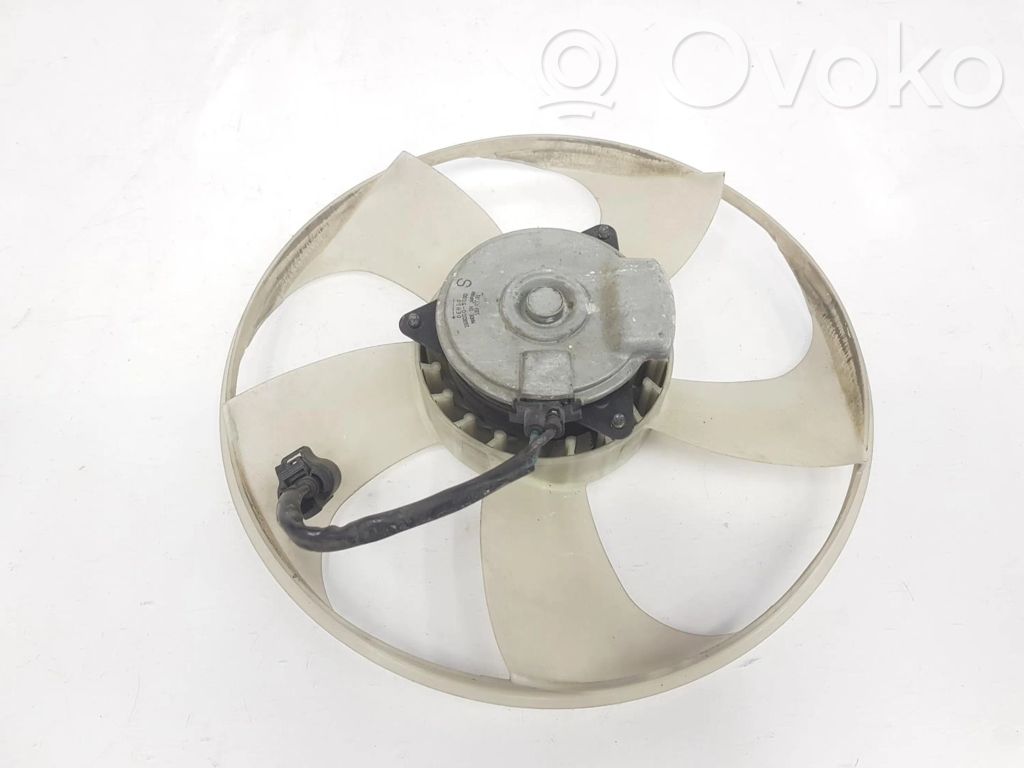 Mazda 3 Elektryczny wentylator chłodnicy 