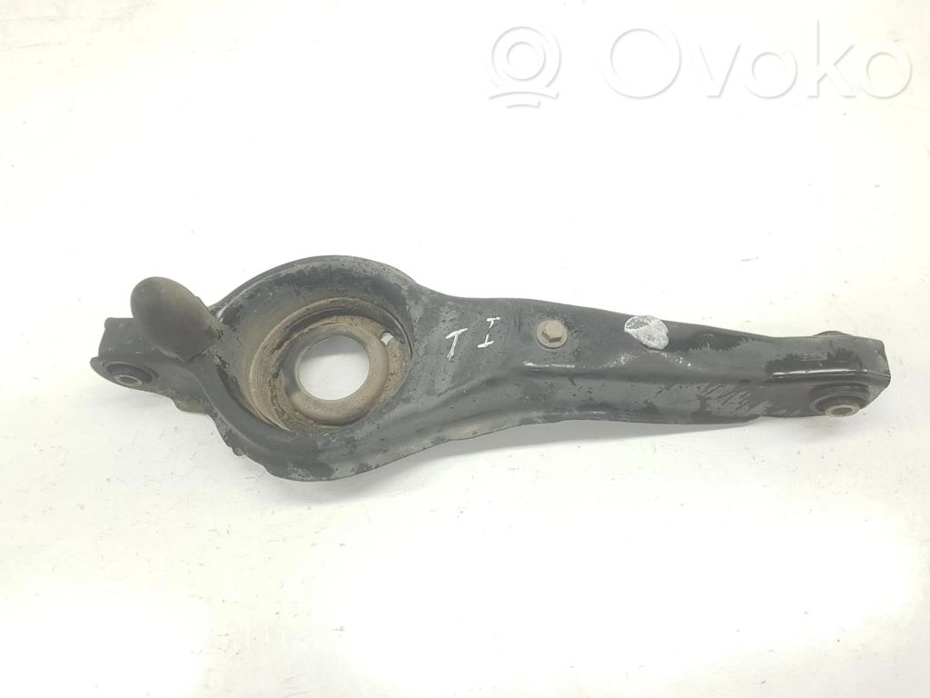 Ford Focus Querlenker hinten 