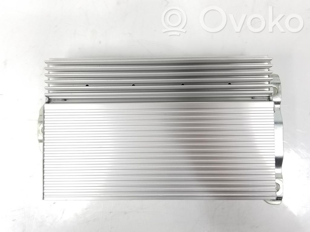 Jeep Cherokee Garso stiprintuvas 
