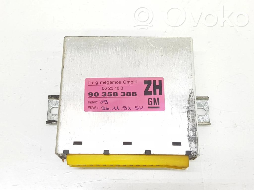 Opel Calibra Other control units/modules 