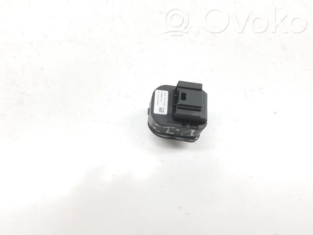 Seat Ateca Sivupeilin kytkin 