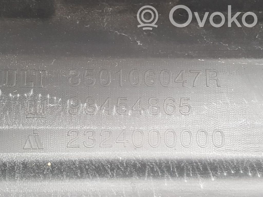 Renault Trafic III (X82) Bamperis 