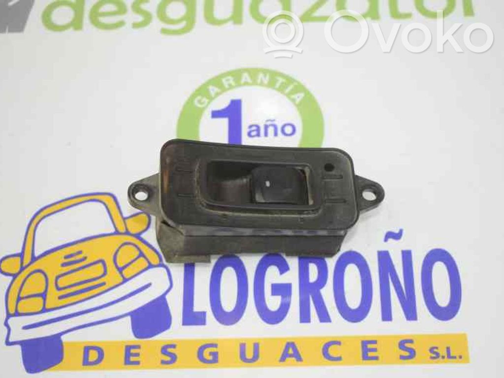 Subaru Legacy Electric window control switch 