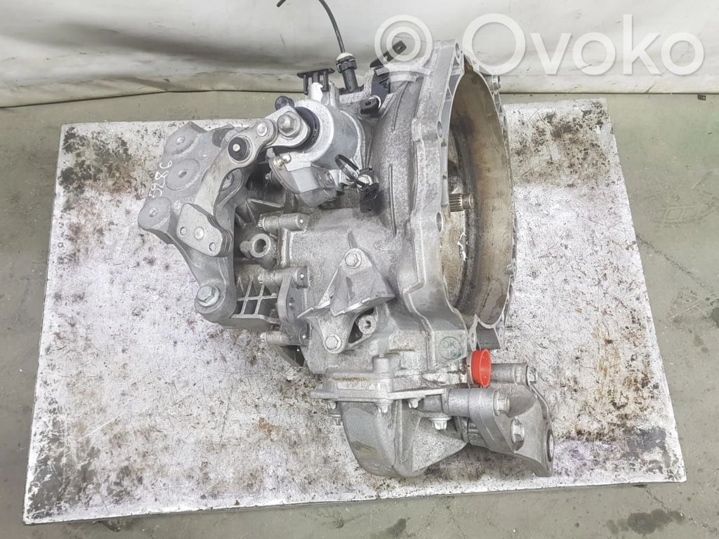 Opel Astra K Cutie viteze manuală cu 5 trepte 