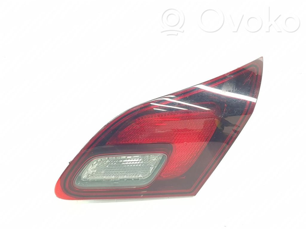 Opel Astra J Luci posteriori del portellone del bagagliaio 