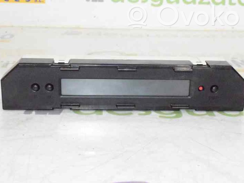 Suzuki Swift I Bildschirm / Display / Anzeige 