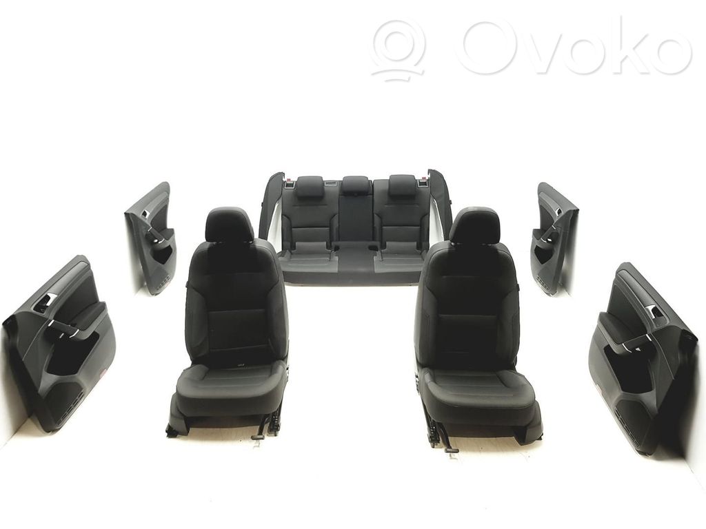 Volkswagen Golf VII Kit siège 