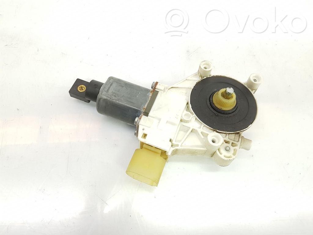 BMW X1 E84 Motorino alzacristalli della portiera anteriore 