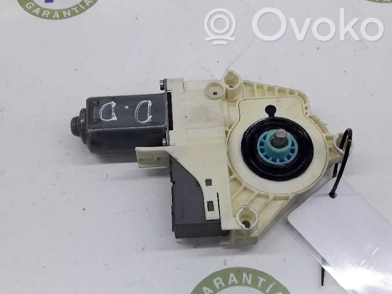 Land Rover Discovery 4 - LR4 Motor macara geam ușă față 