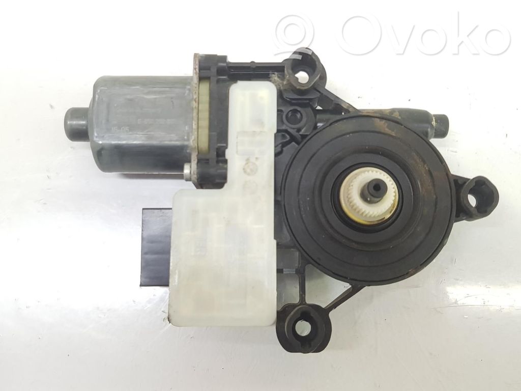 Asa reguladora de la puerta trasera   5Q0959812A,5Q0959812A,SOLAMENTEELMOTOR