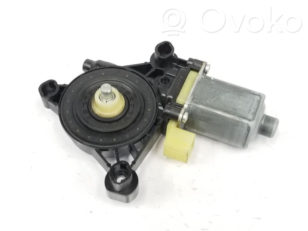 Seat Leon IV Motorino alzacristalli della portiera anteriore