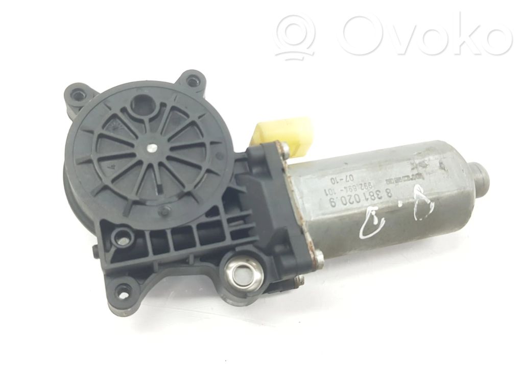 Land Rover Range Rover L322 Motor del regulador de la ventanilla de la puerta delantera 