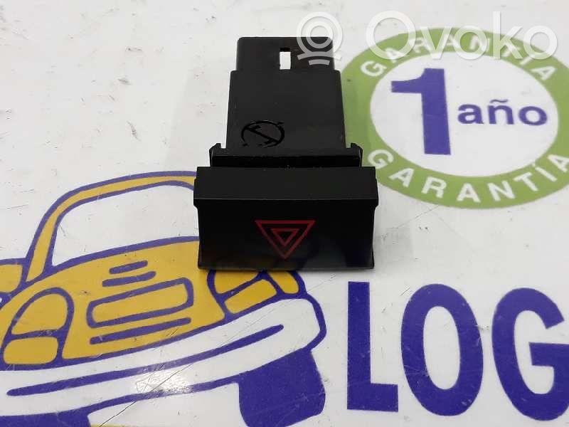 Botón interruptor de luz de peligro   937902B001CA,937902B001CA