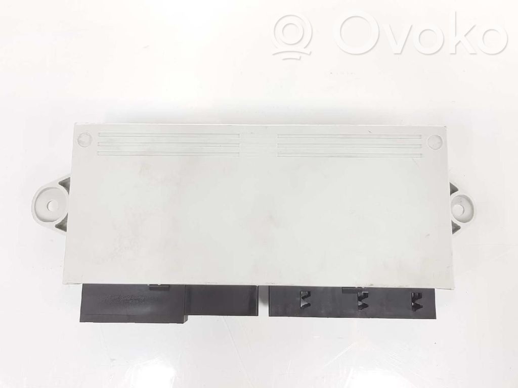 Unité de commande / module de verrouillage centralisé porte   61356920464,61356920464