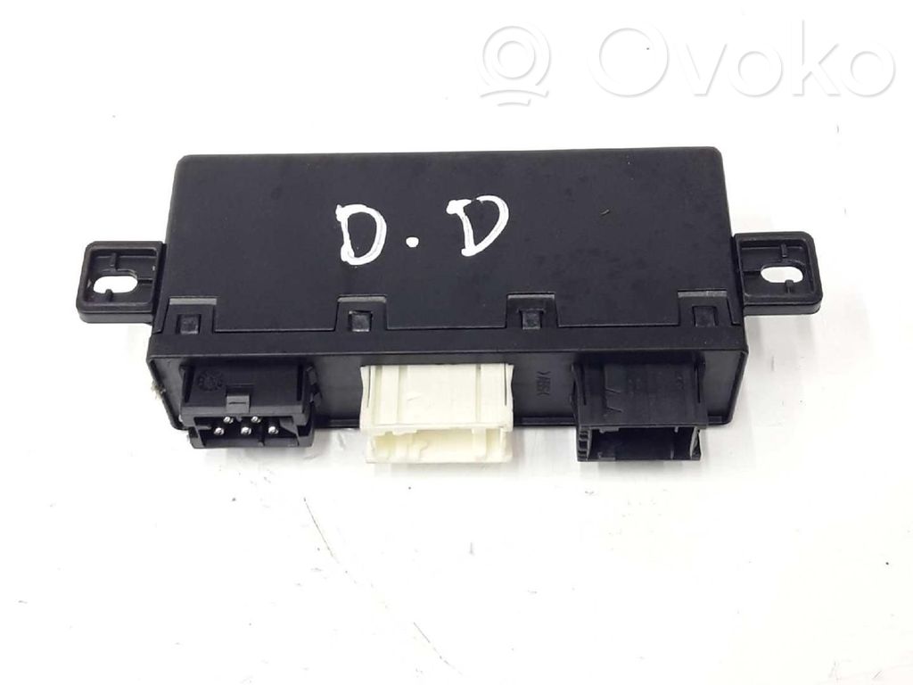 BMW 5 E39 Unidad de control/módulo del bloqueo de puertas 