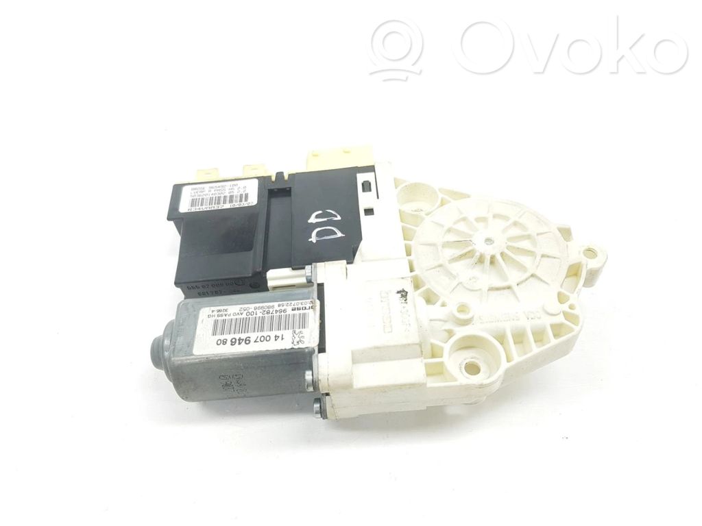 Peugeot 807 Front door window regulator motor 
