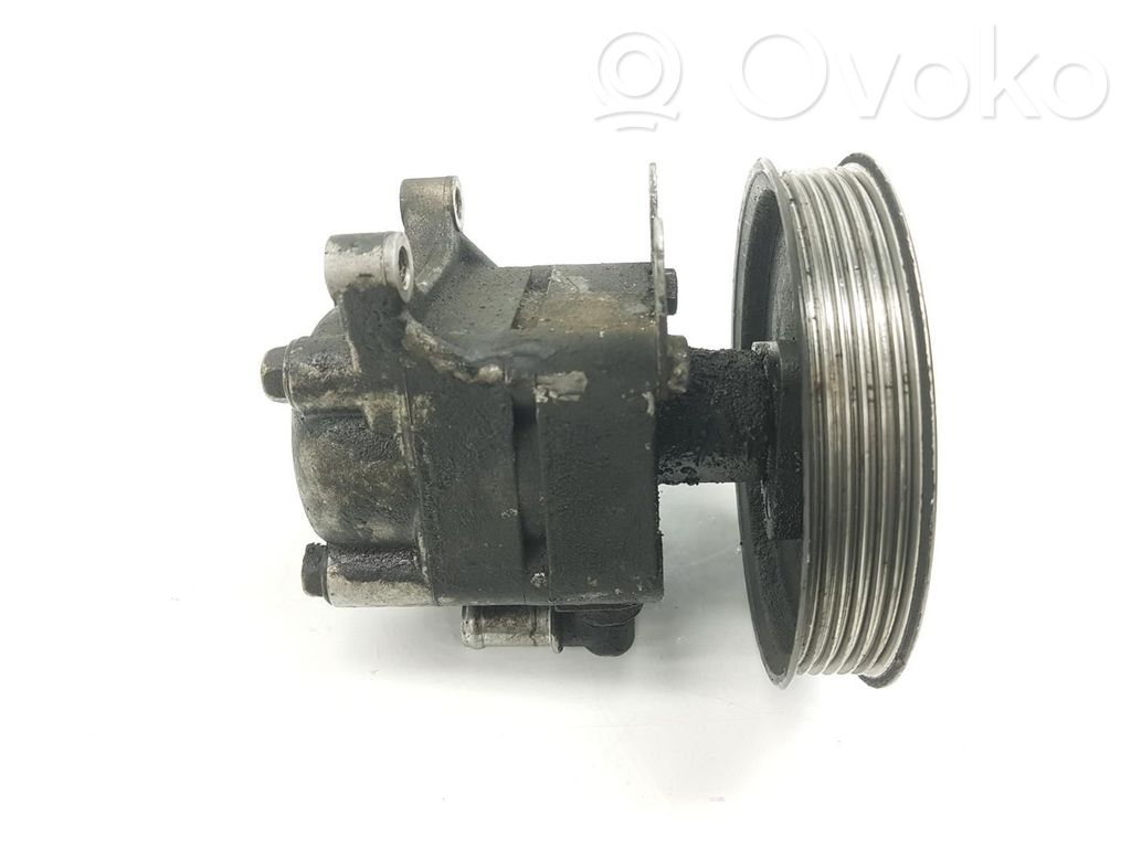 BMW 3 E36 Ohjaustehostimen pumppu 